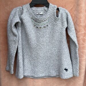 Abercrombie Kids Cold Shoulder Sweater Size 11/12